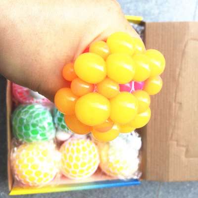 Wholesale custom Rubber Vent Grape Ball Hand Wrist Toy Mesh Squishy Squeeze Ball Bead Stress Ball